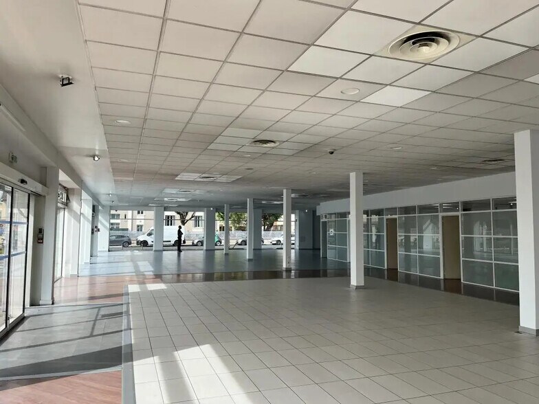 365 Route De Vienne, Vénissieux en alquiler - Foto del edificio - Imagen 2 de 74