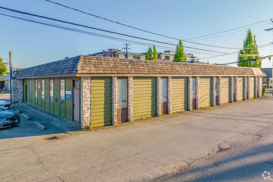 11948 227 St, Maple Ridge, BC en alquiler - Foto del edificio - Imagen 2 de 4