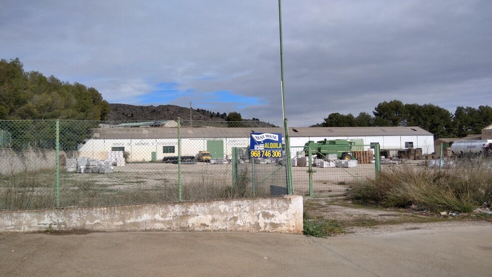 Nave en Calasparra, Murcia en alquiler - Foto del edificio - Imagen 2 de 3