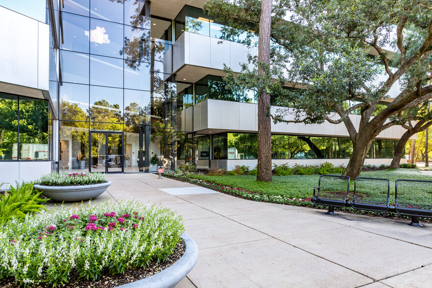 1610 Woodstead Ct, The Woodlands, TX en alquiler - Foto del edificio - Imagen 2 de 3