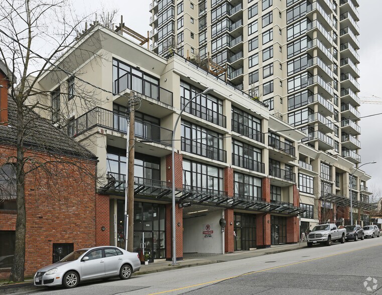601-619 Carnarvon St, New Westminster, BC en alquiler - Foto principal - Imagen 1 de 13