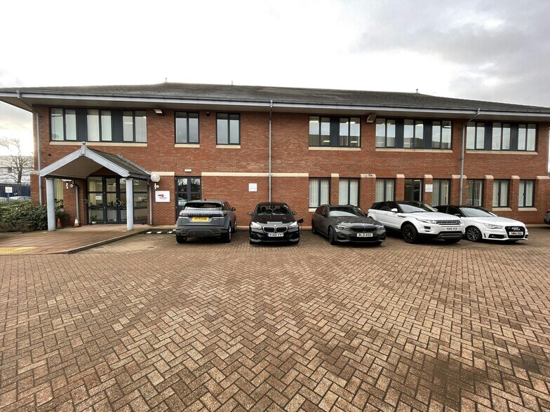 Holland Dr, Newcastle Upon Tyne en alquiler - Foto del edificio - Imagen 3 de 22