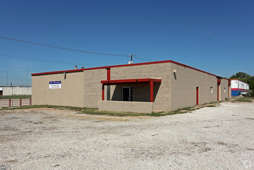 301 E Walnut St, Garland, TX en venta - Foto del edificio - Imagen 1 de 18