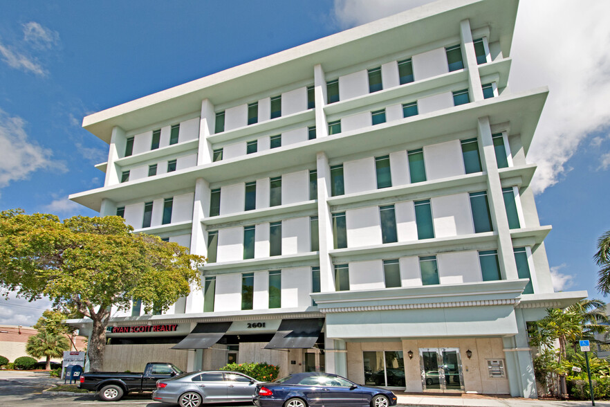 2601 E Oakland Park Blvd, Fort Lauderdale, FL en alquiler - Foto del edificio - Imagen 2 de 15