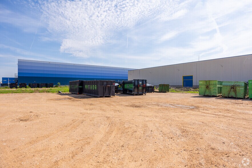 Avenida de Cristóbal Colón, 232, Guadalajara, Guadalajara en venta - Foto del edificio - Imagen 1 de 19