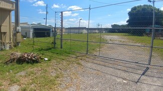 Más detalles de 209 N Falkenburg Rd, Tampa, FL - Terreno en alquiler