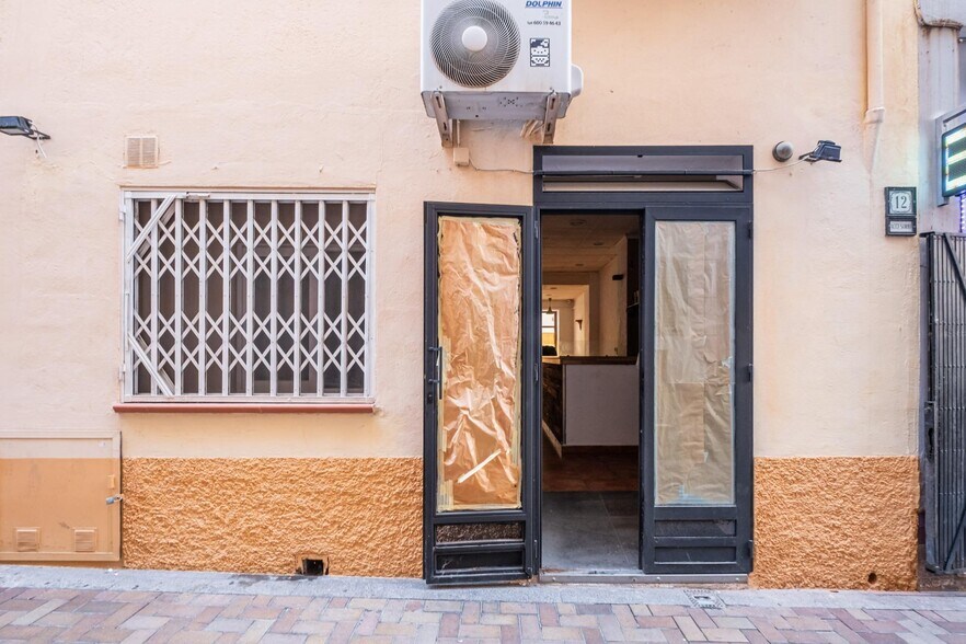 Local en Benidorm, Alicante en venta - Foto del edificio - Imagen 3 de 44