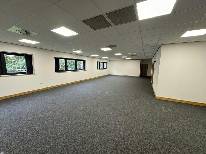 3 Queensbridge, Northampton en alquiler - Foto del edificio - Imagen 3 de 10