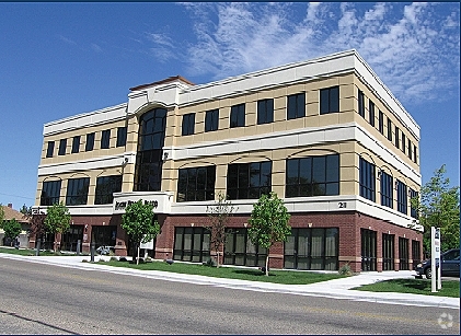 211 E Logan St, Caldwell, ID en alquiler - Foto del edificio - Imagen 3 de 35