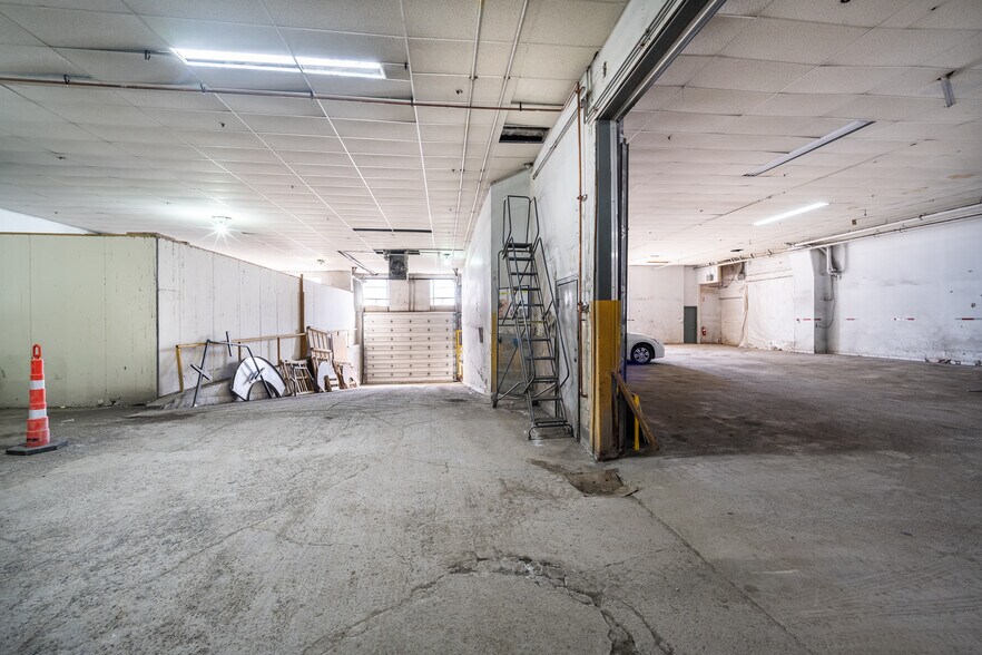 1320-1390 Rue Barré, Montréal, QC en alquiler - Foto del edificio - Imagen 3 de 14