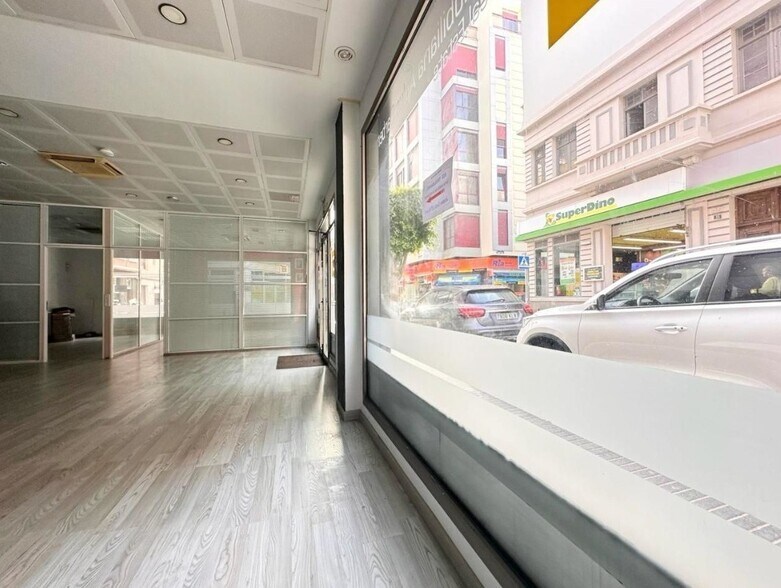 Local en LAS PALMAS en venta - Foto del edificio - Imagen 2 de 12