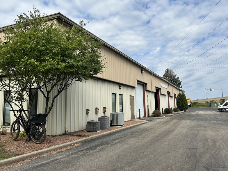 3700 Commerce Dr, Madison, WI en alquiler - Foto del edificio - Imagen 2 de 9