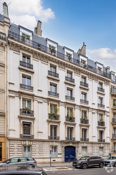 24 Rue De Turin, Paris en venta - Foto principal - Imagen 1 de 3