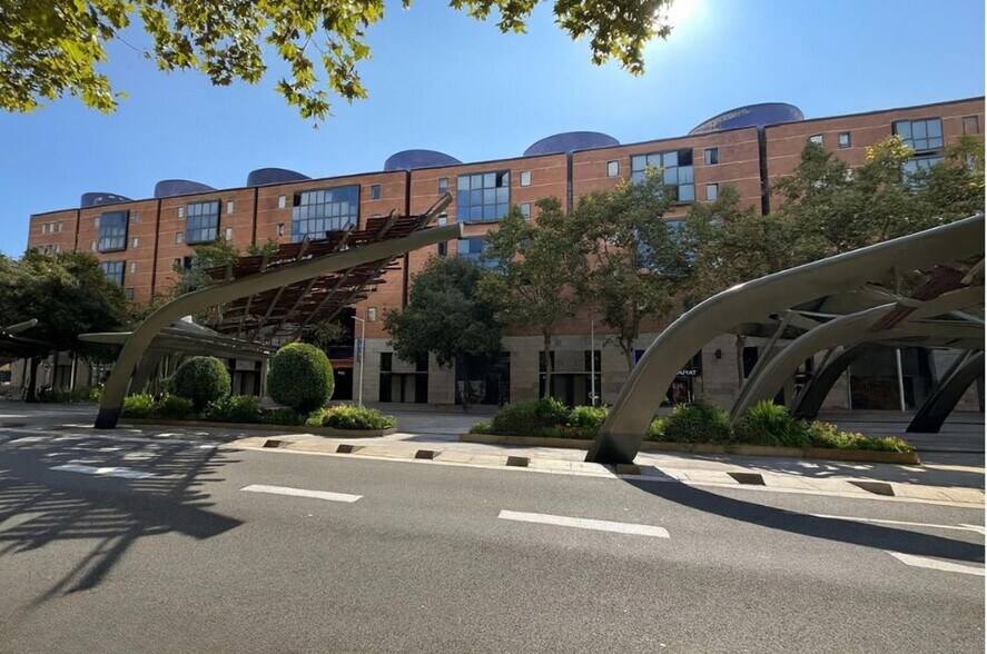 Local en Barcelona, Barcelona en alquiler - Foto del edificio - Imagen 1 de 1