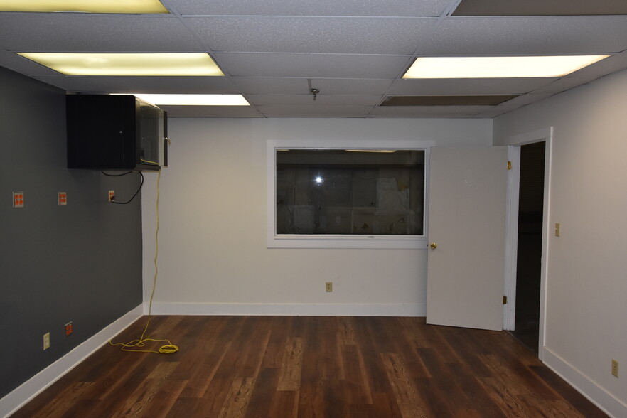 3010 Williams St, Chattanooga, TN en alquiler - Foto del interior - Imagen 2 de 9