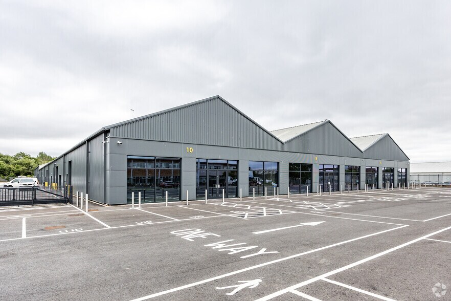 103 Cheney Manor, Swindon en alquiler - Foto del edificio - Imagen 2 de 4