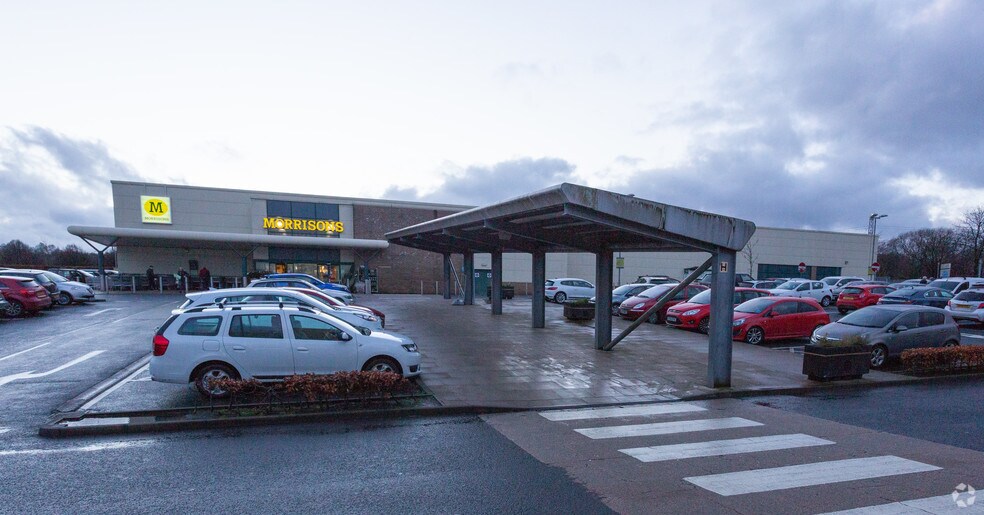 30 Bridgwater Pl, Erskine en venta - Foto del edificio - Imagen 3 de 4