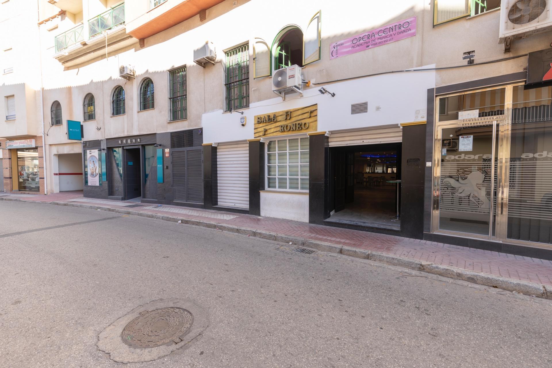 Calle Río Guadiana, 5, Motril, Granada en venta Foto principal- Imagen 1 de 35