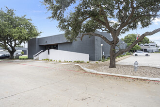 4734 Benbrook Blvd, Benbrook, TX en alquiler Foto del edificio- Imagen 1 de 1