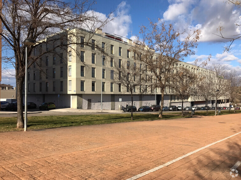 Avenida Bulevar Clara Campoamor, 25, Guadalajara, Guadalajara en venta - Foto del edificio - Imagen 2 de 2