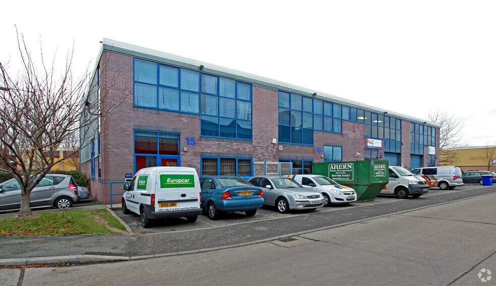 Edison Rd, Enfield en alquiler - Foto principal - Imagen 1 de 7