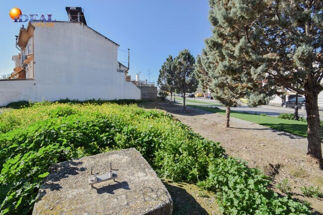 Más detalles de Calle Pedro de Mena, 23, Cúllar Vega - Terreno en venta