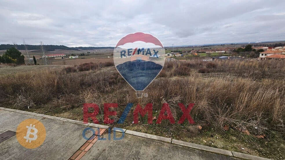 Avenida de Castilla y León, 7 Y, Renedo de Esgueva, Valladolid en venta - Foto del edificio - Imagen 3 de 7