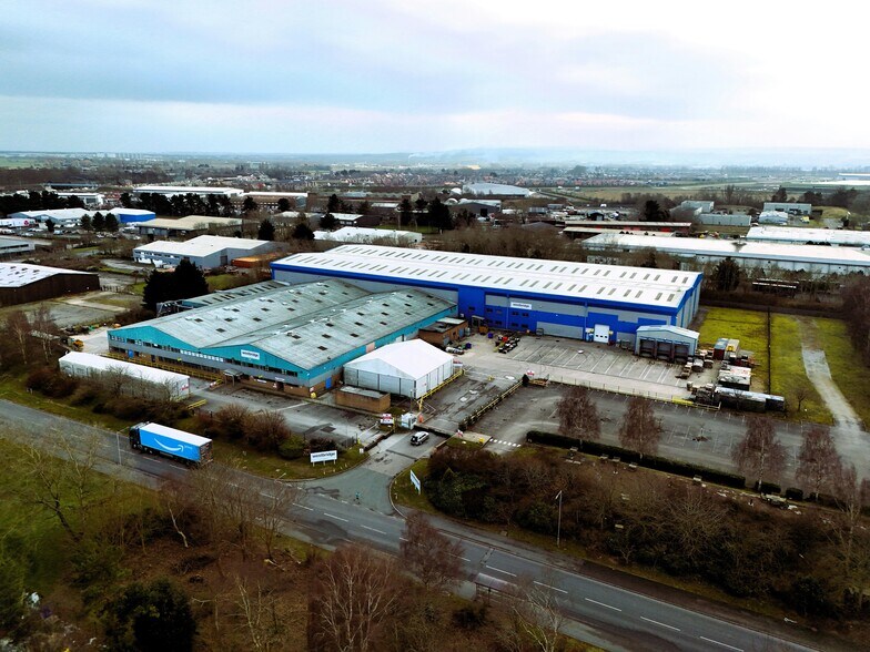 First Av, Deeside en alquiler - Foto del edificio - Imagen 2 de 18