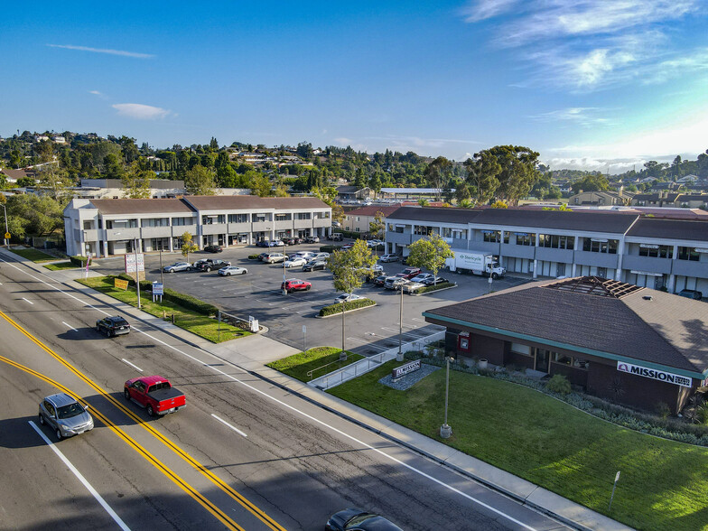 3855 Avocado Blvd, La Mesa, CA en alquiler - Foto del edificio - Imagen 1 de 5