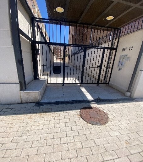 Calle Víctimas del Terrorismo, Ávila, Ávila en venta Foto del edificio- Imagen 1 de 3