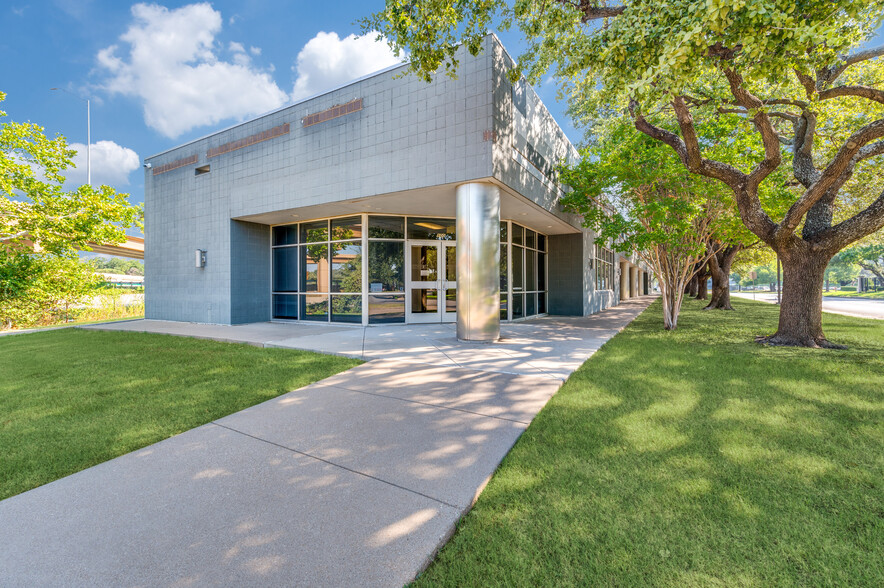 10105 W Technology Blvd, Dallas, TX en alquiler - Foto del edificio - Imagen 2 de 22