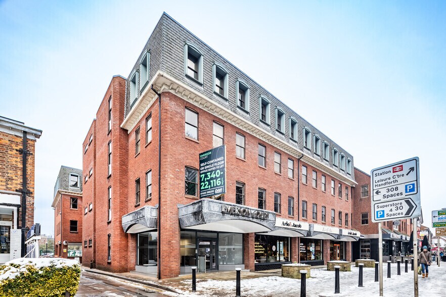 Alderley Rd, Wilmslow en alquiler - Foto principal - Imagen 1 de 5