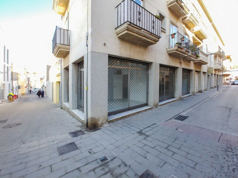 Local en Palamós, Gerona en alquiler - Foto del edificio - Imagen 2 de 4