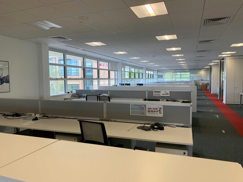 Cain Rd, Bracknell en alquiler - Foto del edificio - Imagen 2 de 13