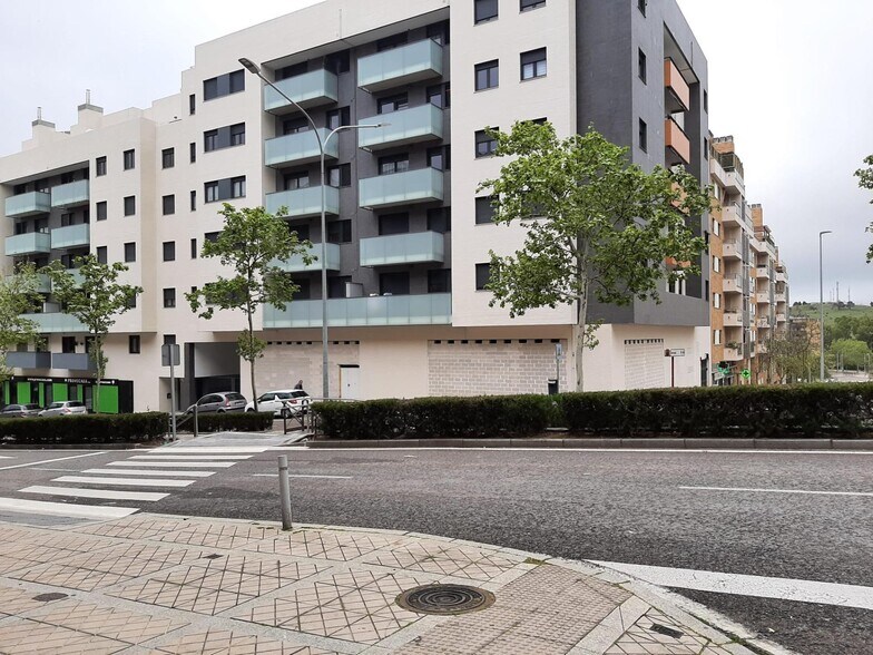 Local en Cáceres, Cáceres en venta - Foto del edificio - Imagen 2 de 18