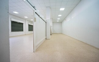 Más detalles de Constitucion, 38, Alcalá del Río - Local en venta