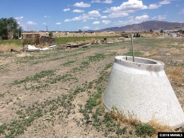 1075 Browne Ln, Fernley, NV en venta Foto principal- Imagen 1 de 3