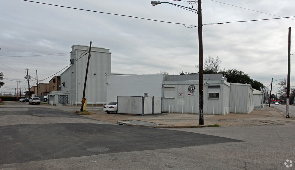 5200 N Main St, Houston, TX en alquiler - Foto del edificio - Imagen 3 de 4