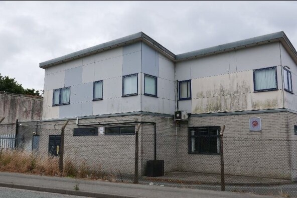 Llanberis Rd, Caernarfon en alquiler - Foto del edificio - Imagen 2 de 5