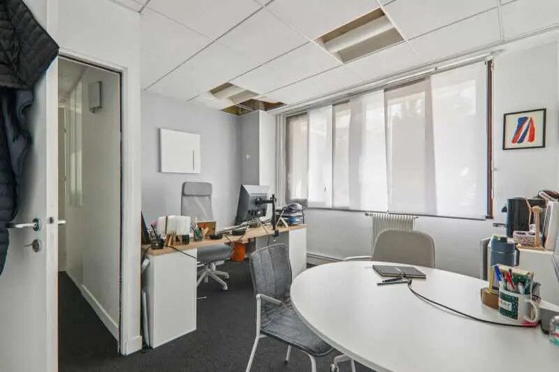 90 Avenue Albert 1er, Rueil-Malmaison en venta - Foto del interior - Imagen 3 de 10