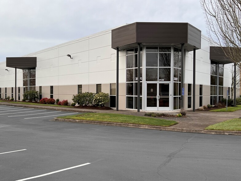 3513-3545 Fairview Industrial Dr SE, Salem, OR en alquiler - Foto del edificio - Imagen 2 de 5