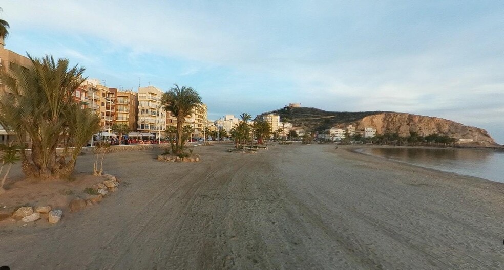 Terreno en Águilas, Murcia en alquiler - Foto del edificio - Imagen 3 de 8