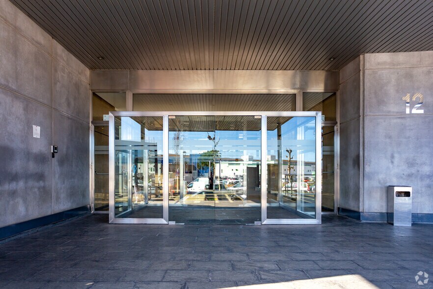 Oficina en El Prat de Llobregat, Barcelona en alquiler - Foto del edificio - Imagen 2 de 4