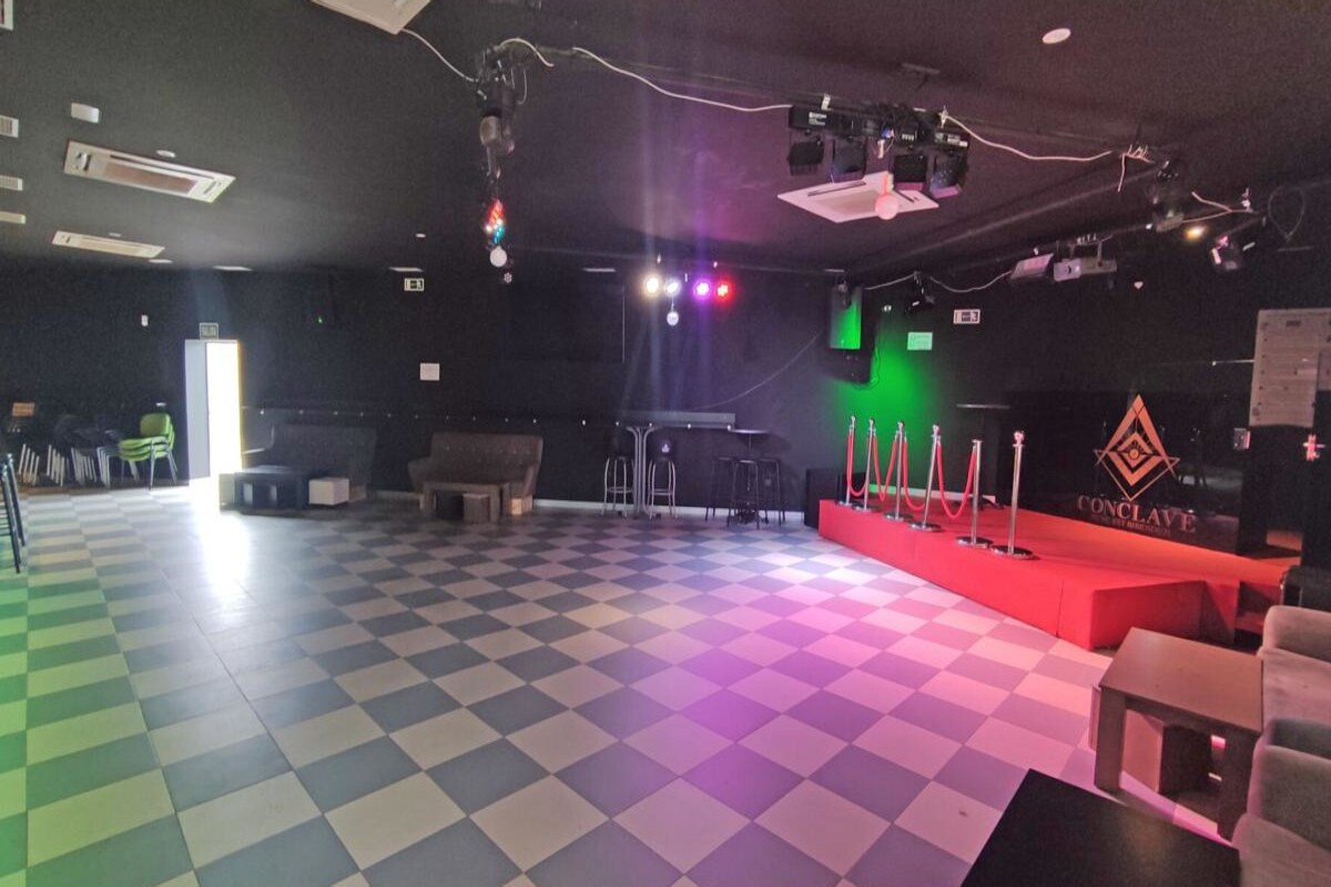 Local en Cabanillas del Campo, Guadalajara en alquiler Foto del interior- Imagen 1 de 12