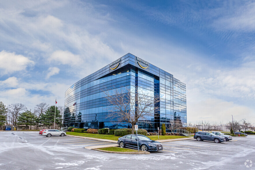 75 Corporate Park Dr, St Catharines, ON en alquiler - Foto principal - Imagen 1 de 4