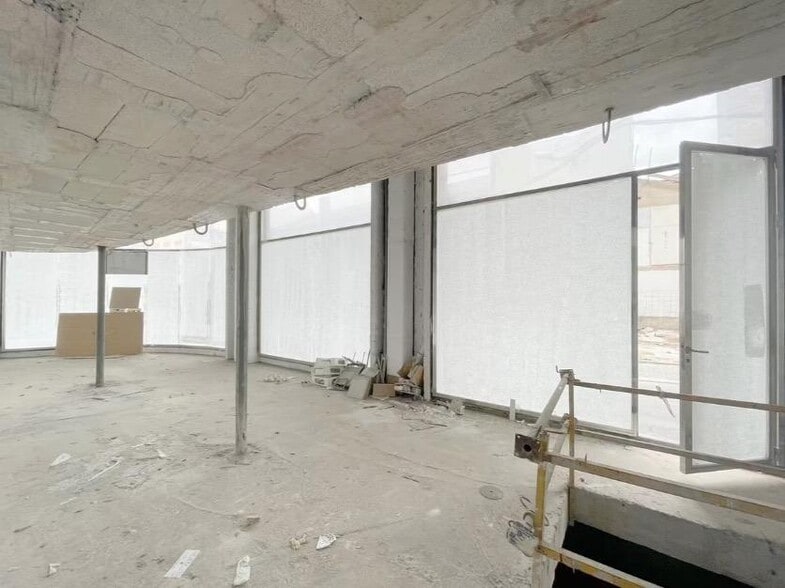 Local en Tavernes de la Valldigna, Valencia en venta - Foto del edificio - Imagen 3 de 9