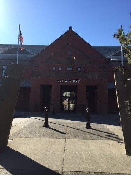 221 W 1st Ave, Spokane, WA en alquiler - Foto del edificio - Imagen 2 de 2