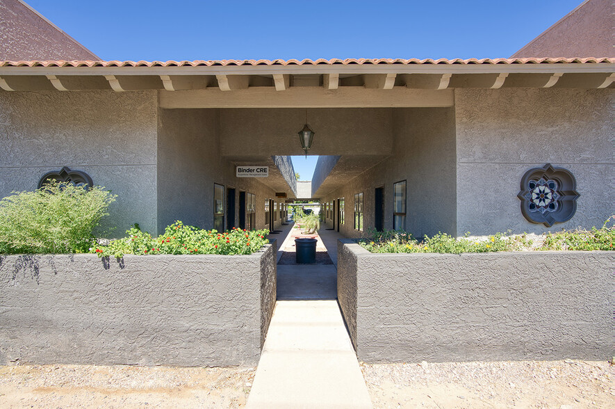 1050 E University Dr, Mesa, AZ en alquiler - Foto del edificio - Imagen 1 de 13