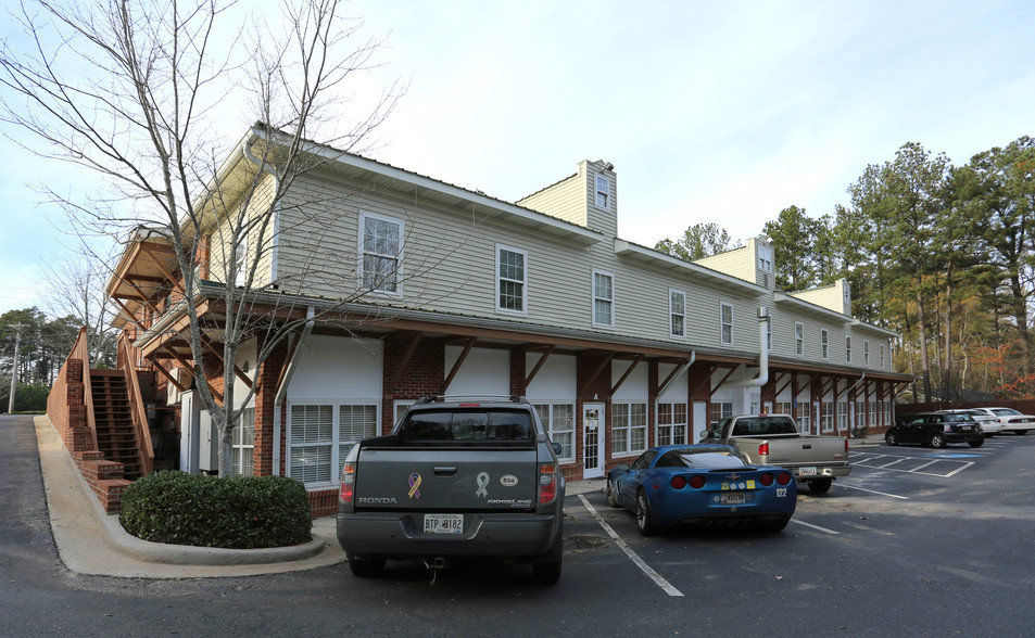 925 Sanders Rd, Cumming, GA en alquiler - Foto del edificio - Imagen 3 de 17