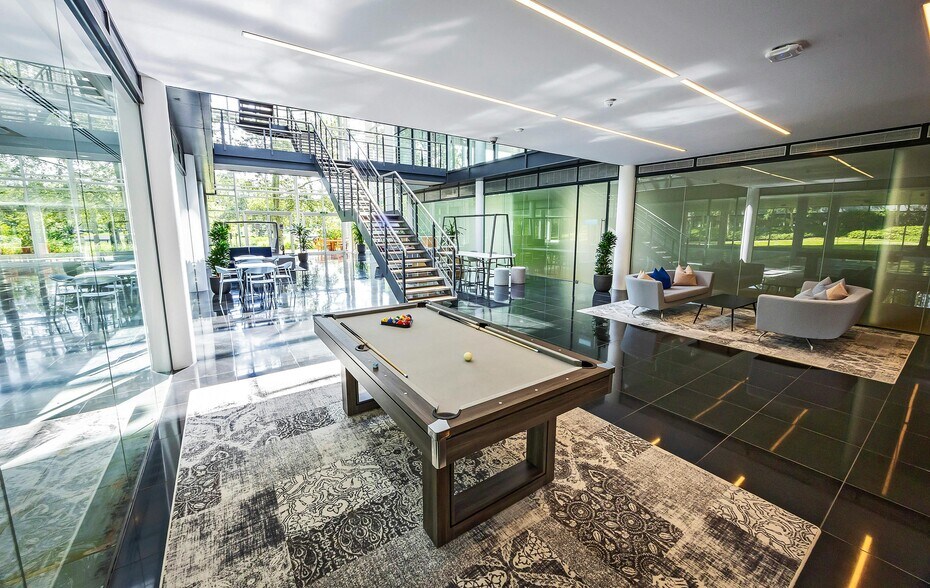 200 Longwater Av, Reading en alquiler - Foto del edificio - Imagen 3 de 4